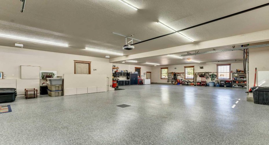 29 Sunvalley Court, Rural Cypress County, Alberta T0J 2P0, 4 Bedrooms Bedrooms, ,5 BathroomsBathrooms,Residential,For Sale,Sunvalley,A2293993