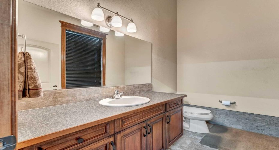 29 Sunvalley Court, Rural Cypress County, Alberta T0J 2P0, 4 Bedrooms Bedrooms, ,5 BathroomsBathrooms,Residential,For Sale,Sunvalley,A2293993
