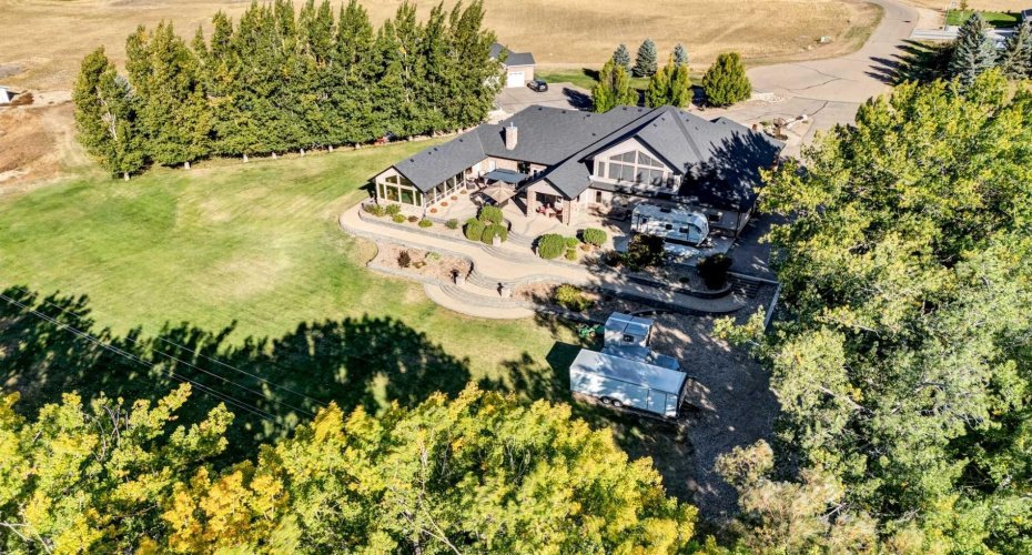 29 Sunvalley Court, Rural Cypress County, Alberta T0J 2P0, 4 Bedrooms Bedrooms, ,5 BathroomsBathrooms,Residential,For Sale,Sunvalley,A2293993