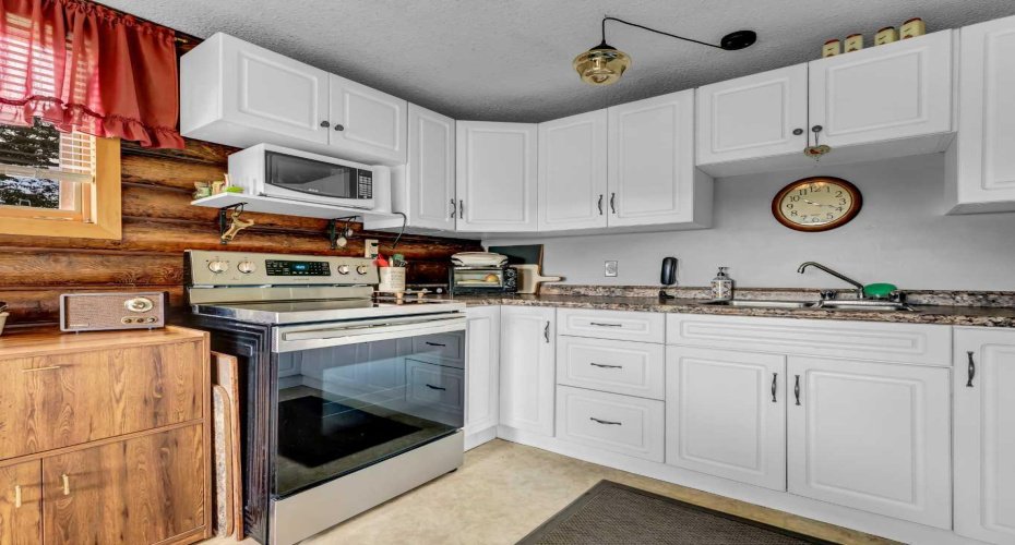 12228 Range Road 64, Rural Cypress County, Alberta T1A7G5, 2 Bedrooms Bedrooms, ,1 BathroomBathrooms,Residential,For Sale,Range Road 64,A2294021