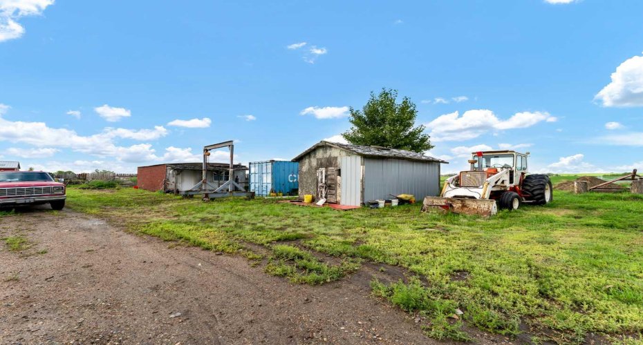 12228 Range Road 64, Rural Cypress County, Alberta T1A7G5, 2 Bedrooms Bedrooms, ,1 BathroomBathrooms,Residential,For Sale,Range Road 64,A2294021