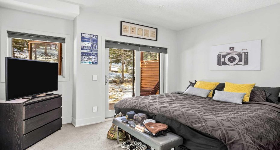 3000 Stewart Creek Drive, Canmore, Alberta T1W 0G5, 2 Bedrooms Bedrooms, ,3 BathroomsBathrooms,Residential,For Sale,Stewart Creek,A2294049