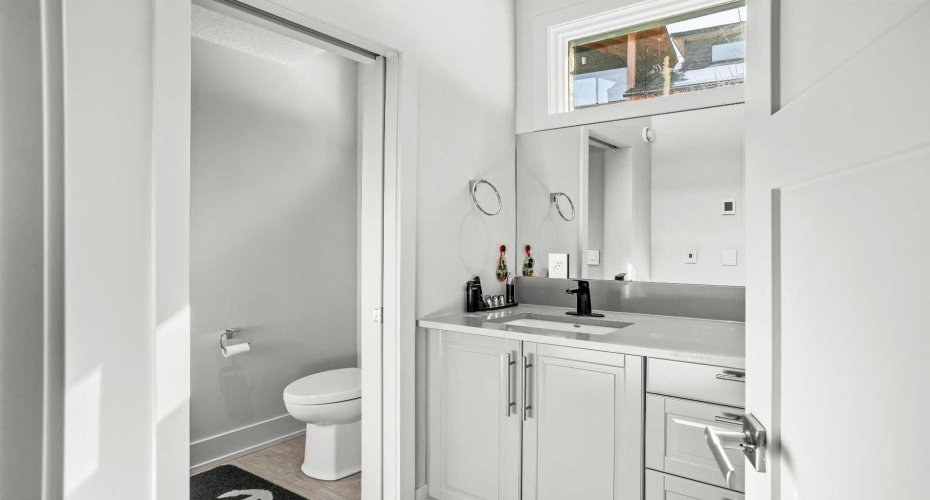 3000 Stewart Creek Drive, Canmore, Alberta T1W 0G5, 2 Bedrooms Bedrooms, ,3 BathroomsBathrooms,Residential,For Sale,Stewart Creek,A2294049