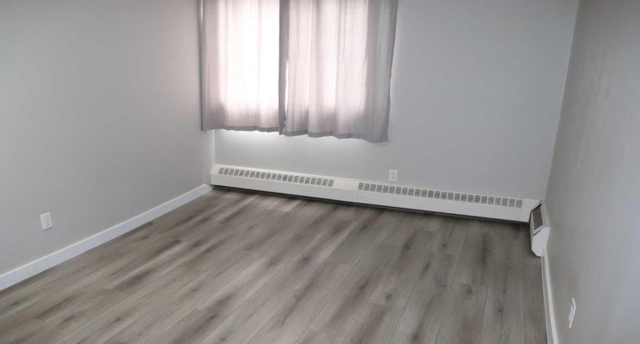 5611 9 Avenue, Edson, Alberta T7E 1R5, 2 Bedrooms Bedrooms, ,1 BathroomBathrooms,Residential,For Sale,9 Avenue,A2294185