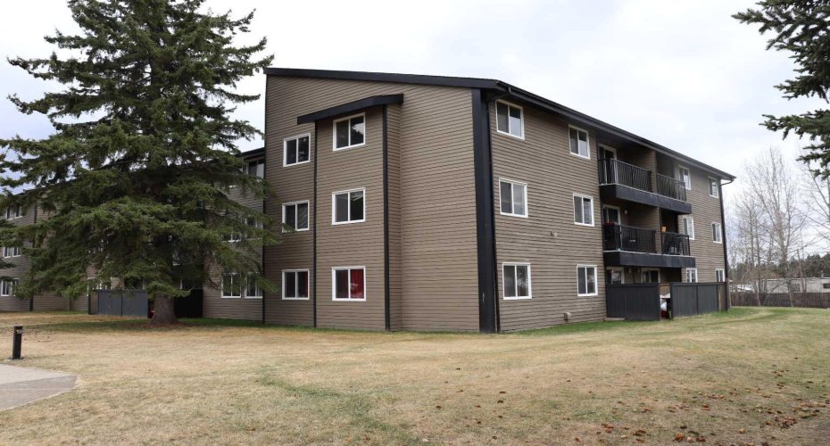 5611 9 Avenue, Edson, Alberta T7E 1R5, 2 Bedrooms Bedrooms, ,1 BathroomBathrooms,Residential,For Sale,9 Avenue,A2294185