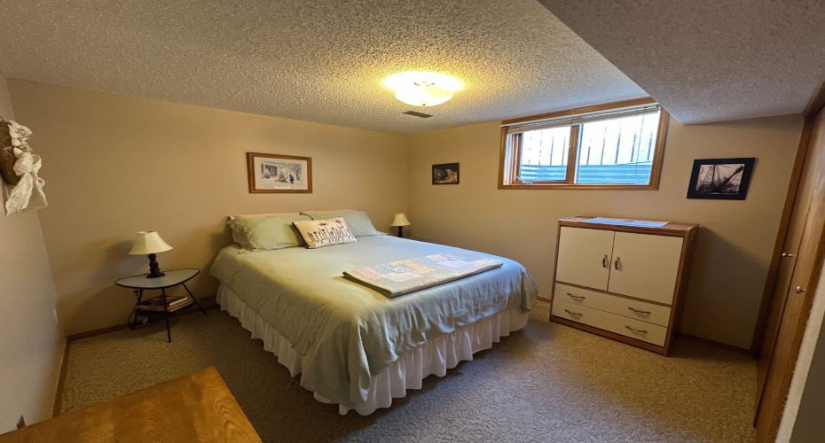 7129 99A Street, Peace River, Alberta T8S 1B2, 5 Bedrooms Bedrooms, ,3 BathroomsBathrooms,Residential,For Sale,99A,A2289289