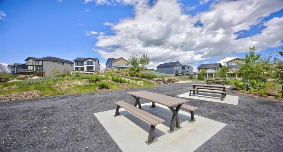 1040 Sailfin Heath, Rural Rocky View County, Alberta T3Z 0K1, 3 Bedrooms Bedrooms, ,3 BathroomsBathrooms,Residential,For Sale,Sailfin,A2292031