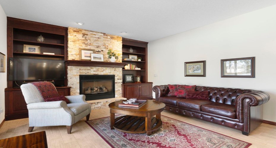 66 Bearspaw Summit, Rural Rocky View County, Alberta T3R 1B5, 4 Bedrooms Bedrooms, ,3 BathroomsBathrooms,Residential,For Sale,Bearspaw Summit,A2292063