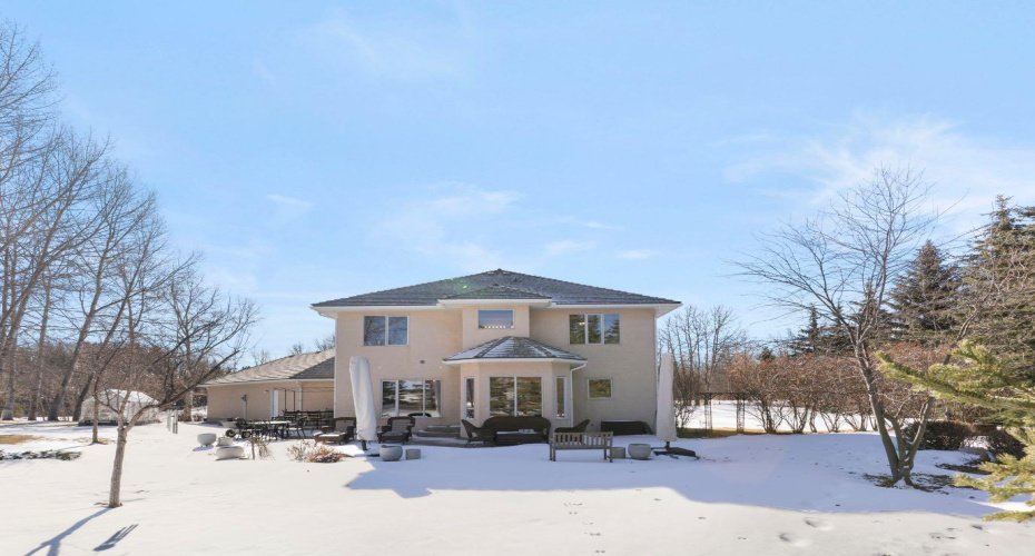 66 Bearspaw Summit, Rural Rocky View County, Alberta T3R 1B5, 4 Bedrooms Bedrooms, ,3 BathroomsBathrooms,Residential,For Sale,Bearspaw Summit,A2292063