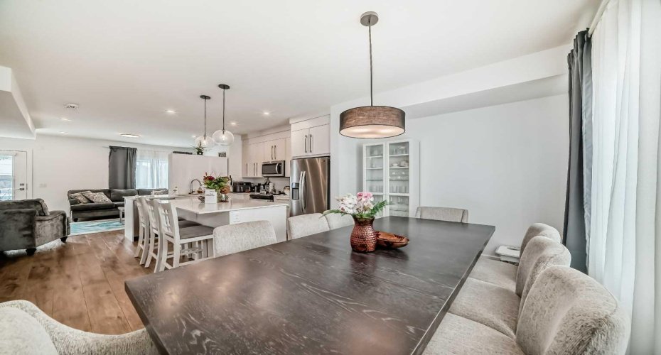 280 Chelsea Road, Chestermere, Alberta T1X 2P4, 4 Bedrooms Bedrooms, ,3 BathroomsBathrooms,Residential,For Sale,Chelsea,A2292542