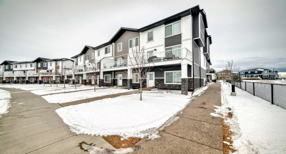 280 Chelsea Road, Chestermere, Alberta T1X 2P4, 4 Bedrooms Bedrooms, ,3 BathroomsBathrooms,Residential,For Sale,Chelsea,A2292542