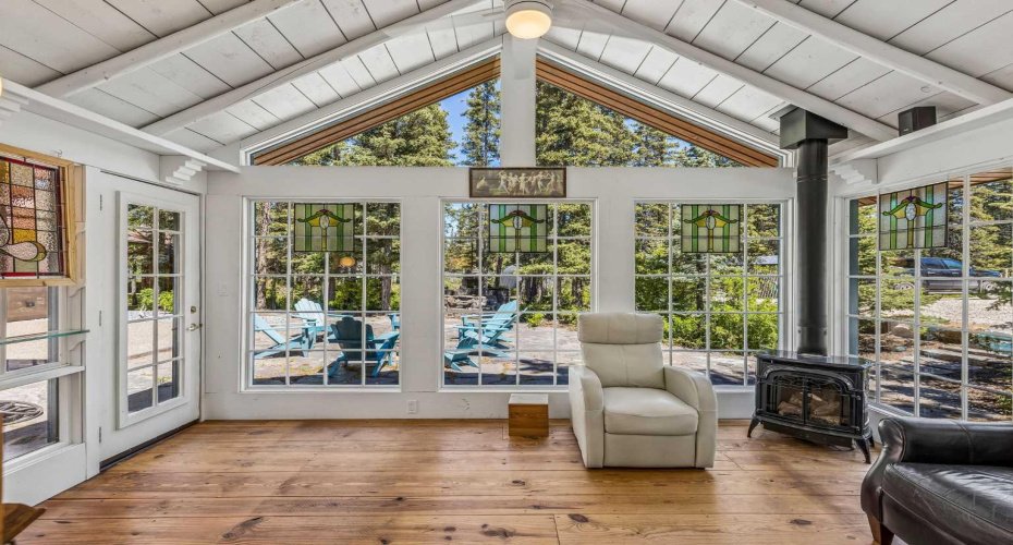 Sun room with gas fireplace