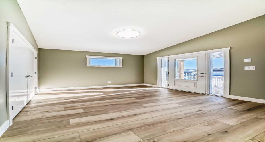2017 30 Avenue, Nanton, Alberta T0L 1R0, 2 Bedrooms Bedrooms, ,2 BathroomsBathrooms,Residential,For Sale,30,A2292953