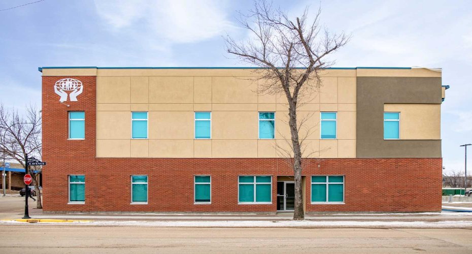 522 10 Street, Wainwright, Alberta T9W 1P4, ,Commercial,For Sale,10,A2293728