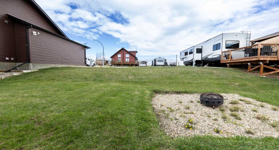 25054 South Pine Lake Road, Rural Red Deer County, Alberta T0M 1S0, ,Land,For Sale,South Pine Lake,A2293793