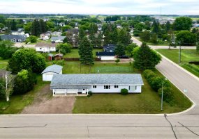 10202 99 Ave, La Crete, Alberta T0H2H0, 3 Bedrooms Bedrooms, ,2 BathroomsBathrooms,Residential,For Sale,99 Ave,A2293803 10202 99 Ave, La Crete, Alberta T0H2H0, 3 Bedrooms Bedrooms, ,2 BathroomsBathrooms,Residential,For Sale,99 Ave,A2293803