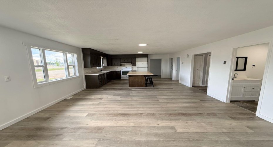 10202 99 Ave, La Crete, Alberta T0H2H0, 3 Bedrooms Bedrooms, ,2 BathroomsBathrooms,Residential,For Sale,99 Ave,A2293803