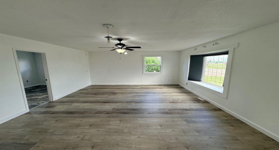 10202 99 Ave, La Crete, Alberta T0H2H0, 3 Bedrooms Bedrooms, ,2 BathroomsBathrooms,Residential,For Sale,99 Ave,A2293803