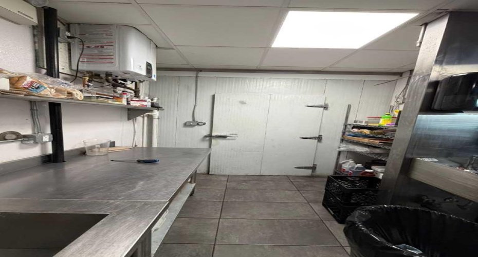 401 Coopers Boulevard, Airdrie, Alberta T4B 4J3, ,Commercial,For Lease,Coopers,A2279937