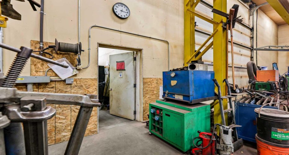 6-255077 Range Road 255, Strathmore, Alberta T1P 0W3, ,Commercial,For Lease,Range Road 255,A2288666