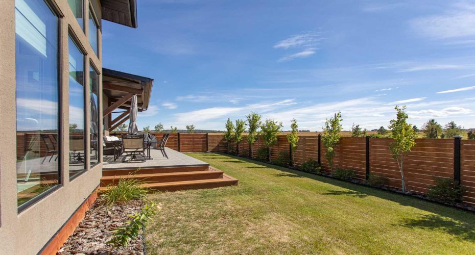 11 Tenhove Street, Red Deer, Alberta T4P 0L1, 5 Bedrooms Bedrooms, ,4 BathroomsBathrooms,Residential,For Sale,Tenhove,A2289516