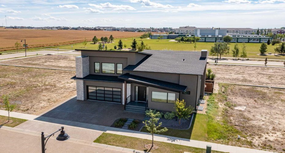 11 Tenhove Street, Red Deer, Alberta T4P 0L1, 5 Bedrooms Bedrooms, ,4 BathroomsBathrooms,Residential,For Sale,Tenhove,A2289516