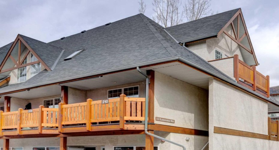112 Kananaskis Way, Canmore, Alberta T1W 2X2, 2 Bedrooms Bedrooms, ,1 BathroomBathrooms,Residential,For Sale,Kananaskis,A2294146