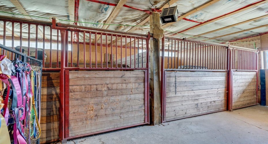 378052 16 Street, Okotoks, Alberta T1S 6A4, 4 Bedrooms Bedrooms, ,3 BathroomsBathrooms,Residential,For Sale,16,A2294152