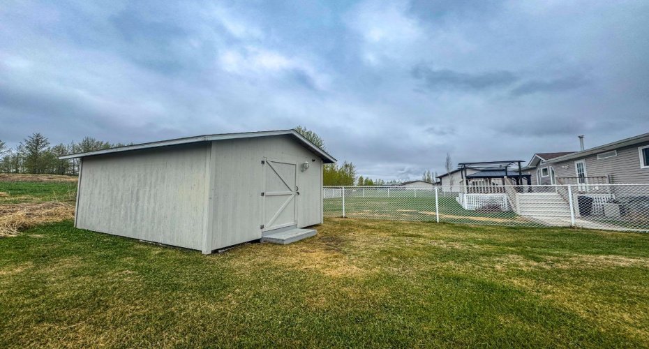 25 Keystone Place, Whitecourt, Alberta T7S0B2, 3 Bedrooms Bedrooms, ,2 BathroomsBathrooms,Mobile,For Sale,Keystone,A2294222