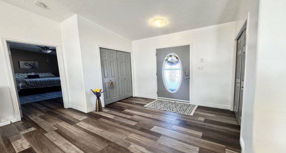 25 Keystone Place, Whitecourt, Alberta T7S0B2, 3 Bedrooms Bedrooms, ,2 BathroomsBathrooms,Mobile,For Sale,Keystone,A2294222