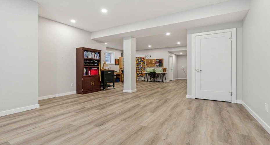 24 Willow Park Point, Cochrane, Alberta T4C 2V3, 4 Bedrooms Bedrooms, ,4 BathroomsBathrooms,Residential,For Sale,Willow Park,A2294271