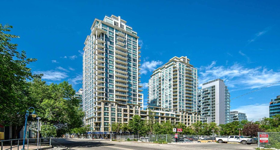 222 Riverfront Avenue, Calgary, Alberta T2P0X2, 2 Bedrooms Bedrooms, ,2 BathroomsBathrooms,Residential,For Sale,Riverfront,A2294318