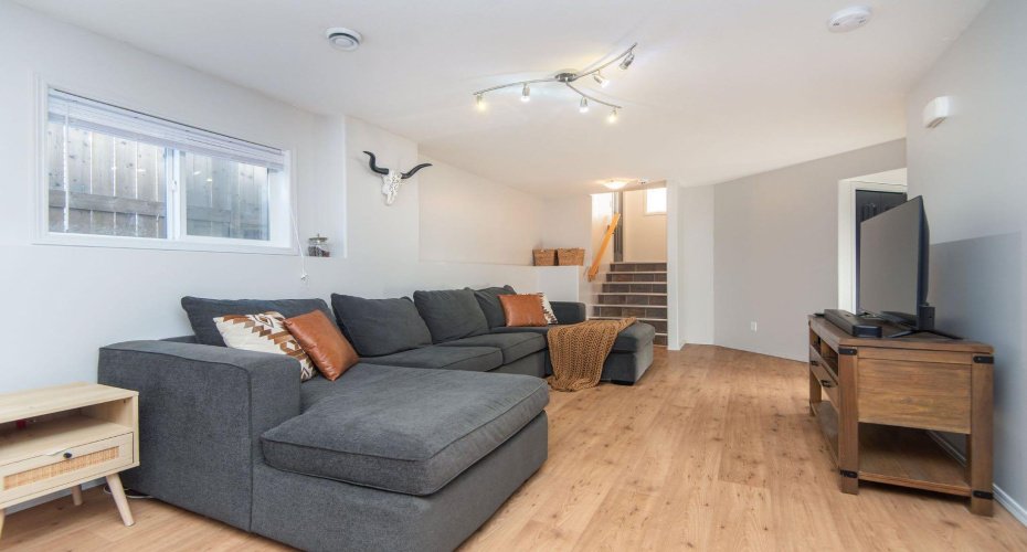 123 Bowman Circle, Sylvan Lake, Alberta T4S 0H7, 3 Bedrooms Bedrooms, ,2 BathroomsBathrooms,Residential,For Sale,Bowman,A2294330