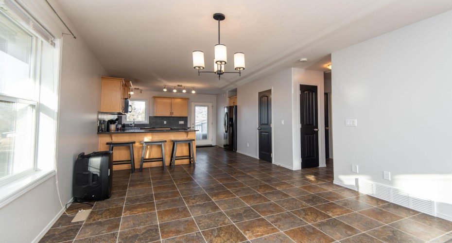 123 Bowman Circle, Sylvan Lake, Alberta T4S 0H7, 3 Bedrooms Bedrooms, ,2 BathroomsBathrooms,Residential,For Sale,Bowman,A2294330