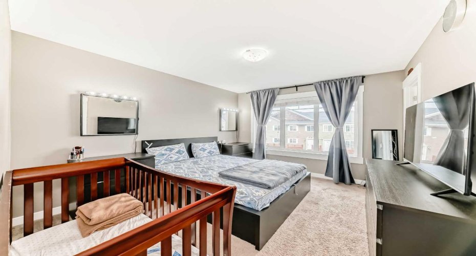 176 Cascades Passage, Chestermere, Alberta T1X0K8, 2 Bedrooms Bedrooms, ,3 BathroomsBathrooms,Residential,For Sale,Cascades,A2294337