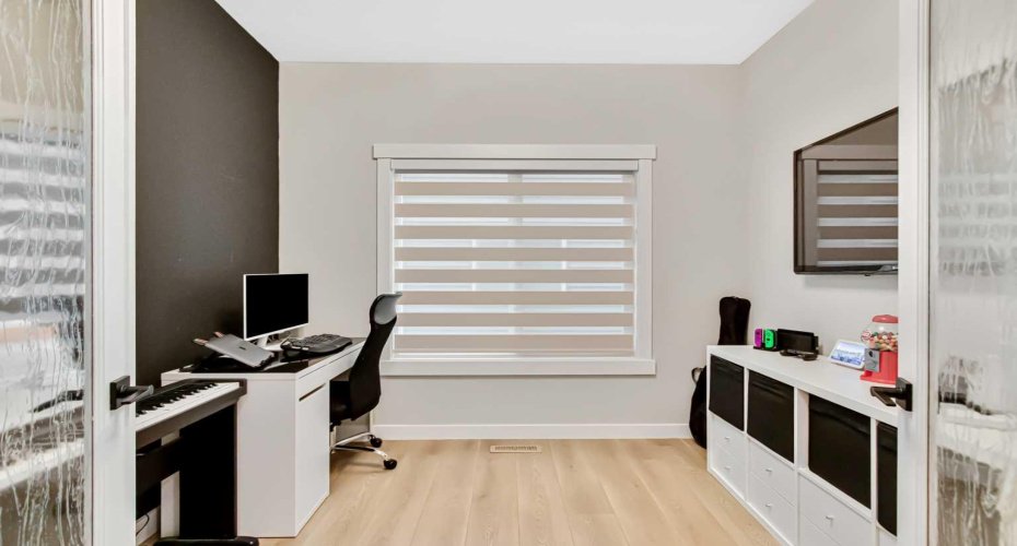 46 Highwood Drive, Okotoks, Alberta T1S5S4, 5 Bedrooms Bedrooms, ,5 BathroomsBathrooms,Residential,For Sale,Highwood,A2294345