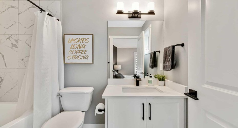 46 Highwood Drive, Okotoks, Alberta T1S5S4, 5 Bedrooms Bedrooms, ,5 BathroomsBathrooms,Residential,For Sale,Highwood,A2294345