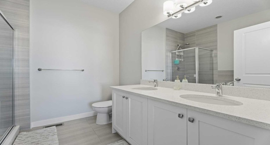 1191 Channelside Drive, Airdrie, Alberta T4B 4L3, 2 Bedrooms Bedrooms, ,3 BathroomsBathrooms,Residential,For Sale,Channelside,A2294349