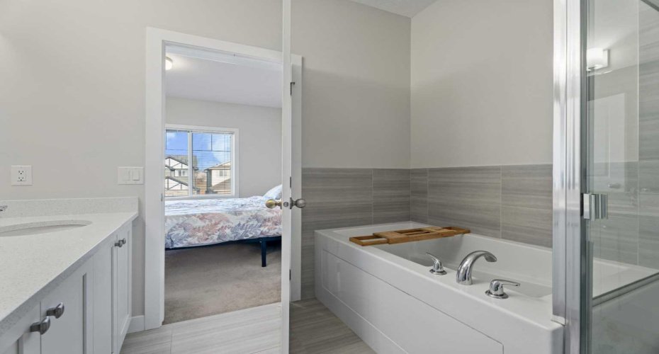 1191 Channelside Drive, Airdrie, Alberta T4B 4L3, 2 Bedrooms Bedrooms, ,3 BathroomsBathrooms,Residential,For Sale,Channelside,A2294349