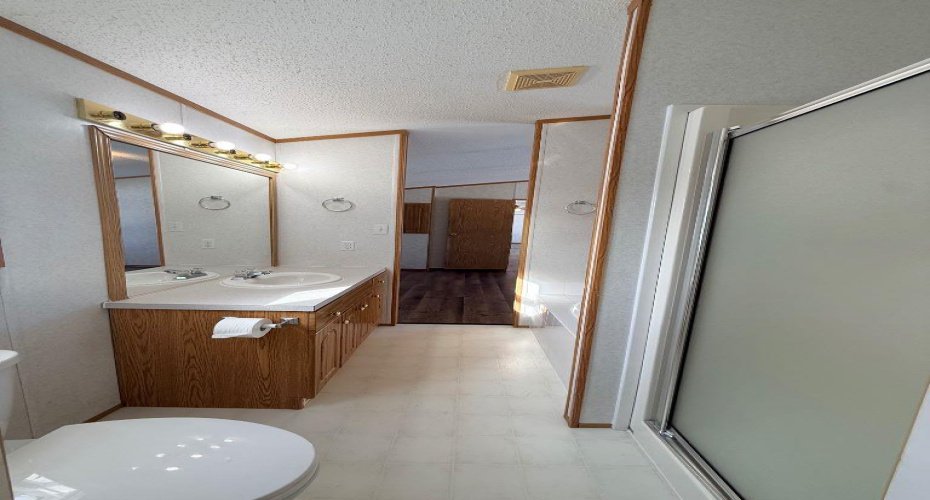 10405 110 Ave, La Crete, Alberta T0H2H0, 3 Bedrooms Bedrooms, ,2 BathroomsBathrooms,Residential,For Sale,110 Ave,A2294359