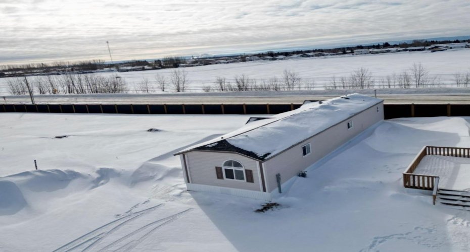 10405 110 Ave, La Crete, Alberta T0H2H0, 3 Bedrooms Bedrooms, ,2 BathroomsBathrooms,Residential,For Sale,110 Ave,A2294359