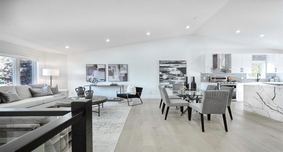 941 west chestermere Drive, Chestermere, Alberta t1x1b7, 4 Bedrooms Bedrooms, ,3 BathroomsBathrooms,Residential,For Sale,west chestermere,A2294360