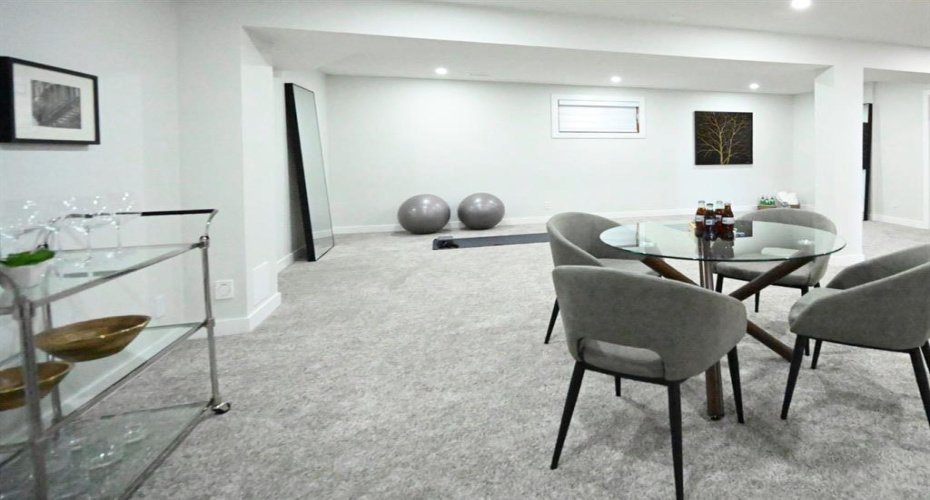 941 west chestermere Drive, Chestermere, Alberta t1x1b7, 4 Bedrooms Bedrooms, ,3 BathroomsBathrooms,Residential,For Sale,west chestermere,A2294360