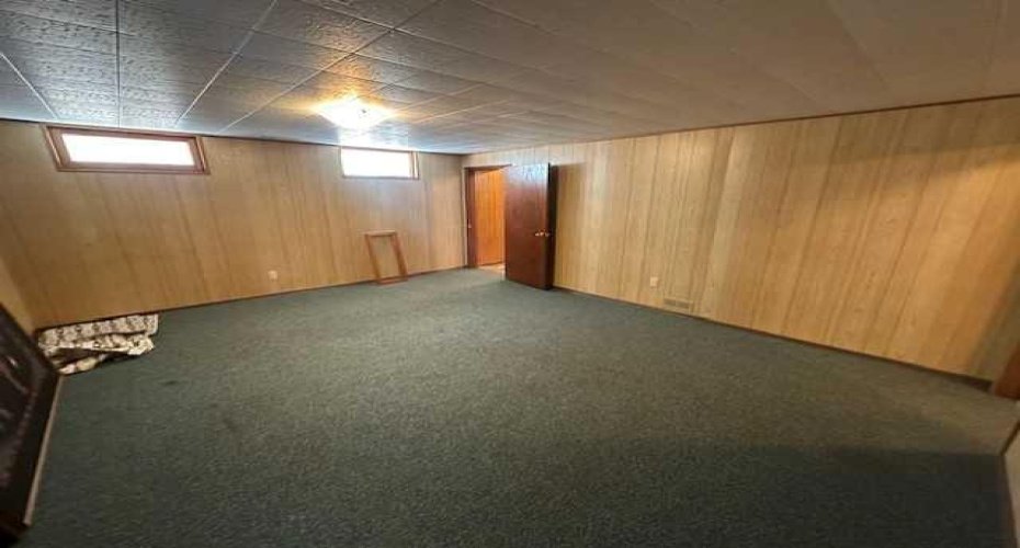 206 4 Avenue, Hanna, Alberta T0J1P0, 4 Bedrooms Bedrooms, ,2 BathroomsBathrooms,Residential,For Sale,4,A2294373