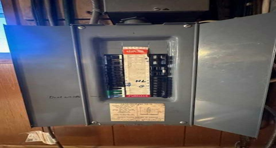 206 4 Avenue, Hanna, Alberta T0J1P0, 4 Bedrooms Bedrooms, ,2 BathroomsBathrooms,Residential,For Sale,4,A2294373