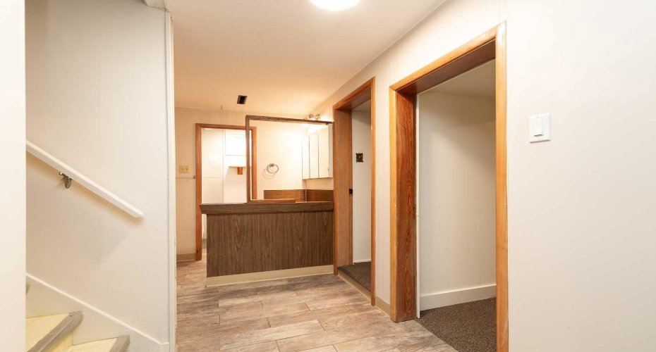 222 27 Street, Lethbridge, Alberta T1J 3R6, 4 Bedrooms Bedrooms, ,2 BathroomsBathrooms,Residential,For Sale,27,A2294375