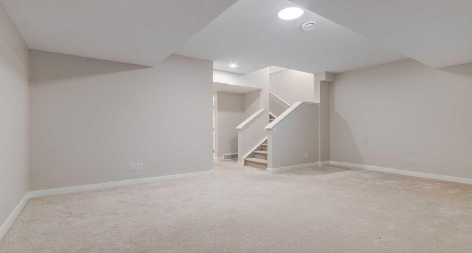 124 Belmont Boulevard, Calgary, Alberta T2X 4W1, 4 Bedrooms Bedrooms, ,4 BathroomsBathrooms,Residential,For Sale,Belmont,A2294415