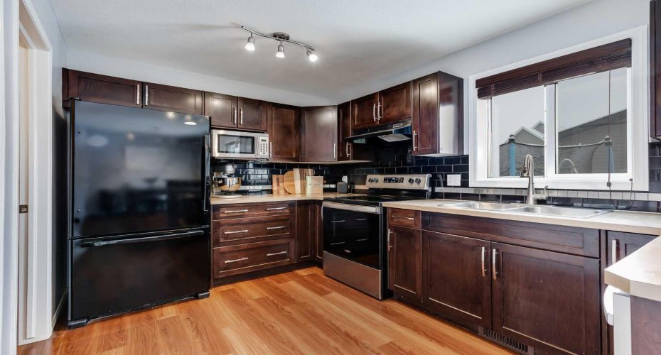 1667 Baywater Street, Airdrie, Alberta T4B 0A7, 3 Bedrooms Bedrooms, ,3 BathroomsBathrooms,Residential,For Sale,Baywater,A2294432