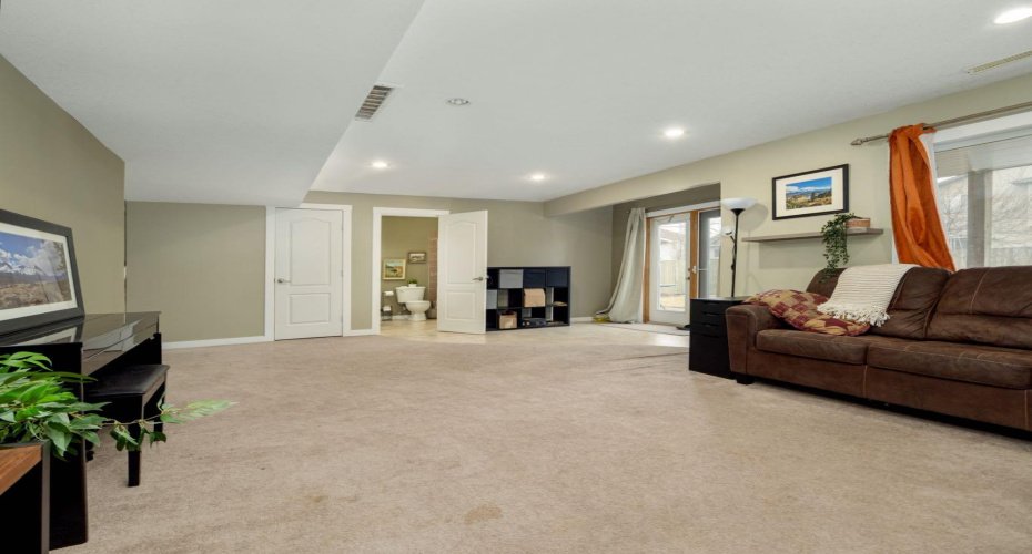 52 Salish Bay, Lethbridge, Alberta T1K 7T8, 3 Bedrooms Bedrooms, ,4 BathroomsBathrooms,Residential,For Sale,Salish,A2294435