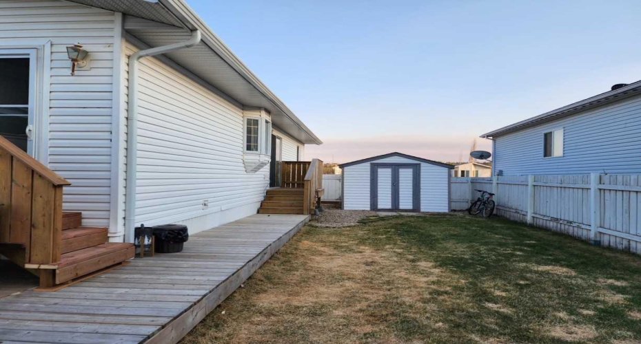 18 Jackson Place, Whitecourt, Alberta T7S 1T7, 3 Bedrooms Bedrooms, ,2 BathroomsBathrooms,Residential,For Sale,Jackson,A2294461